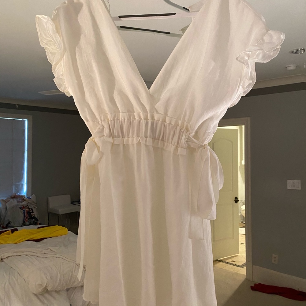 White Zara dress with side bows